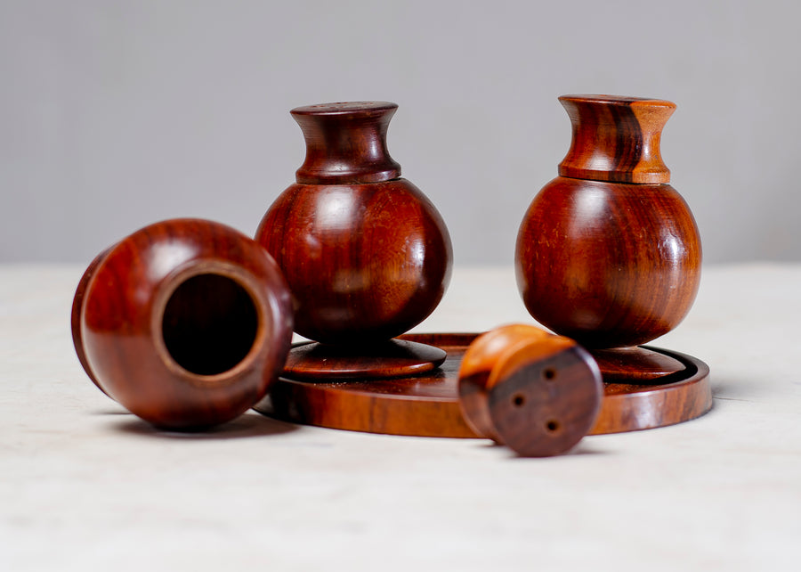 maponi wood salt and pepper set